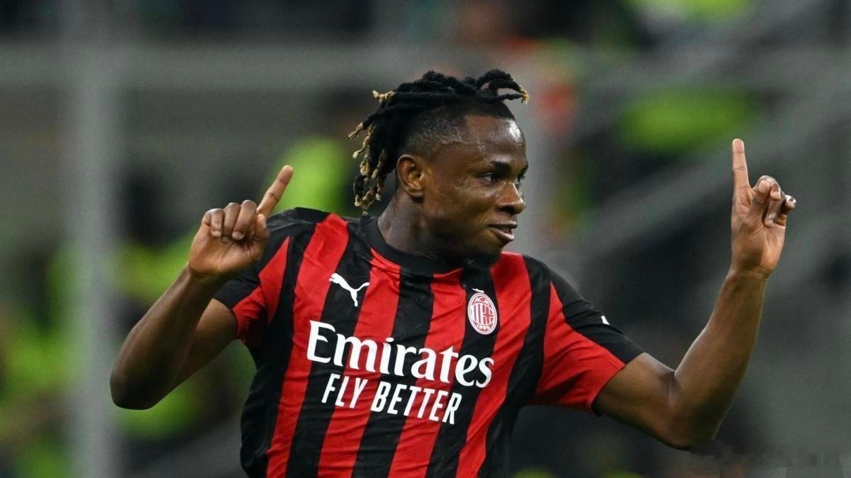 【MN】🚨🍀🔴⚫️阿莫林🇵🇹正在试验让丘库埃泽🇳🇬出任右翼卫的效果