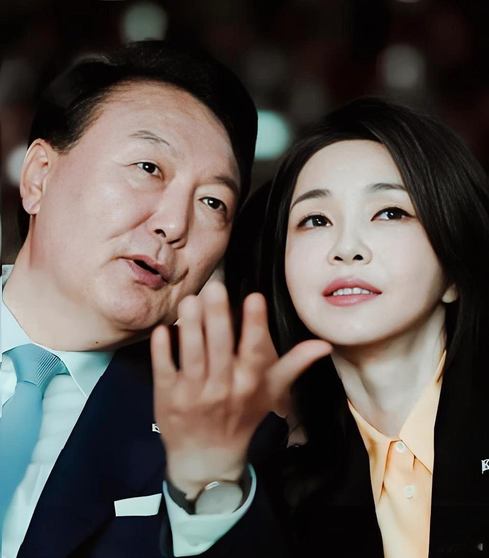 为何韩国检方要求判处尹锡悦死刑？理由有五：第一、尹锡悦发起的戒严令是一意孤行