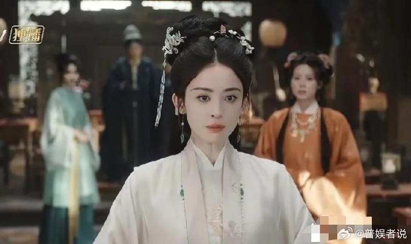 《玉茗茶骨》这部剧，撕开了一个家族最体面的伪装。祖母把初恋情人毒哑，囚禁在祠堂整