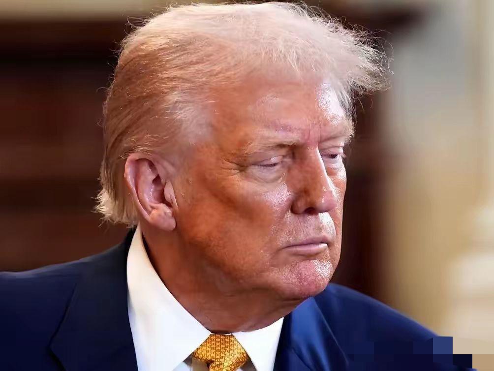 见过不要脸的，没见过这么不要脸的！特朗普现在直接把手伸到世界杯上面，摆明了就是借