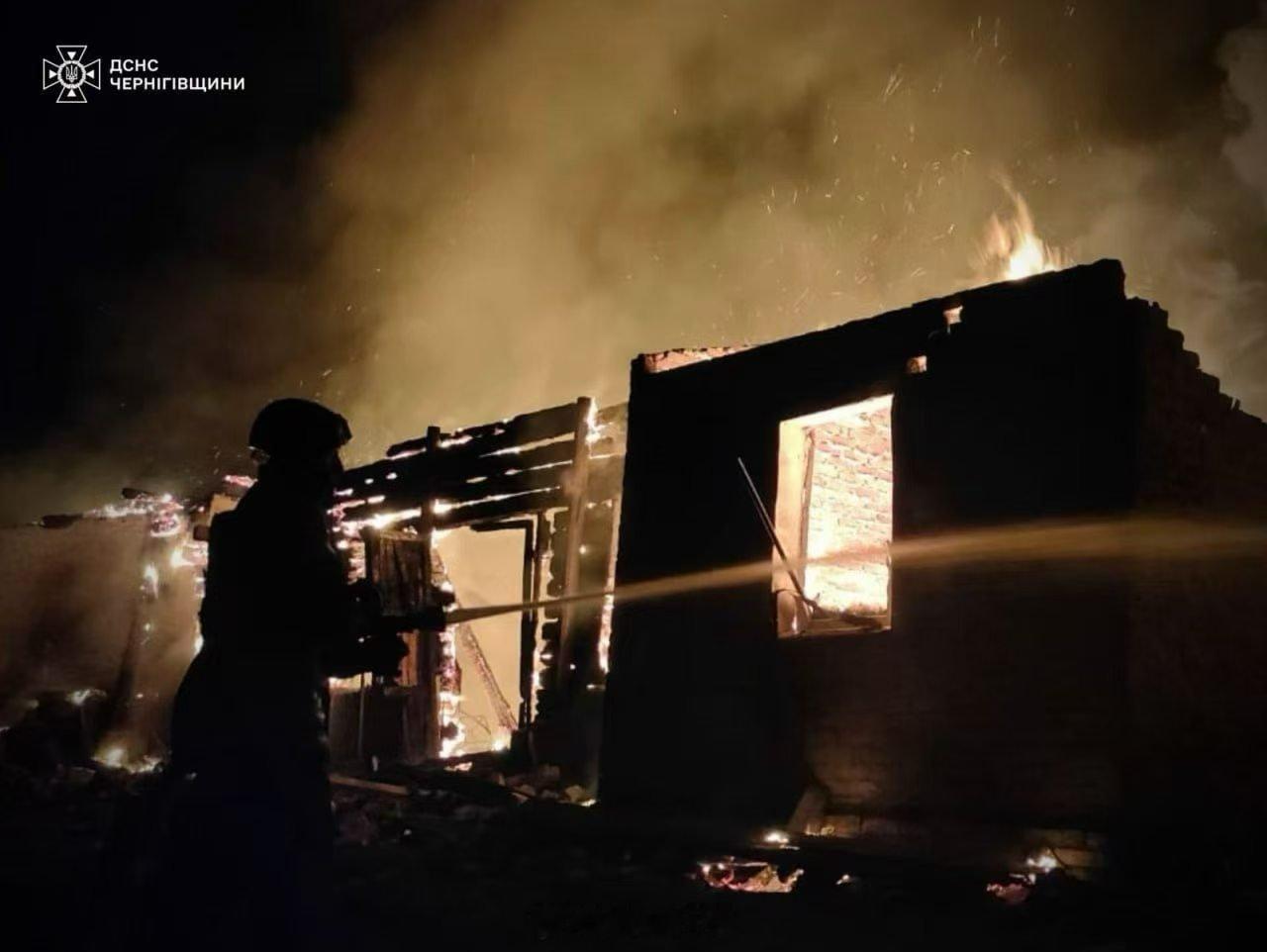 🇺🇦🔥🇷🇺夜间，乌克兰击落265架俄罗斯无人机中的228架。27架俄军