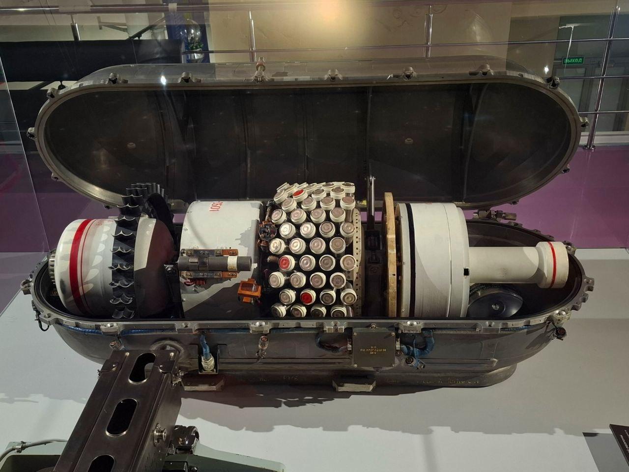 苏联的“Shchit-2”主动防御系统，这是上世纪70年代为金刚石空间站研制的一