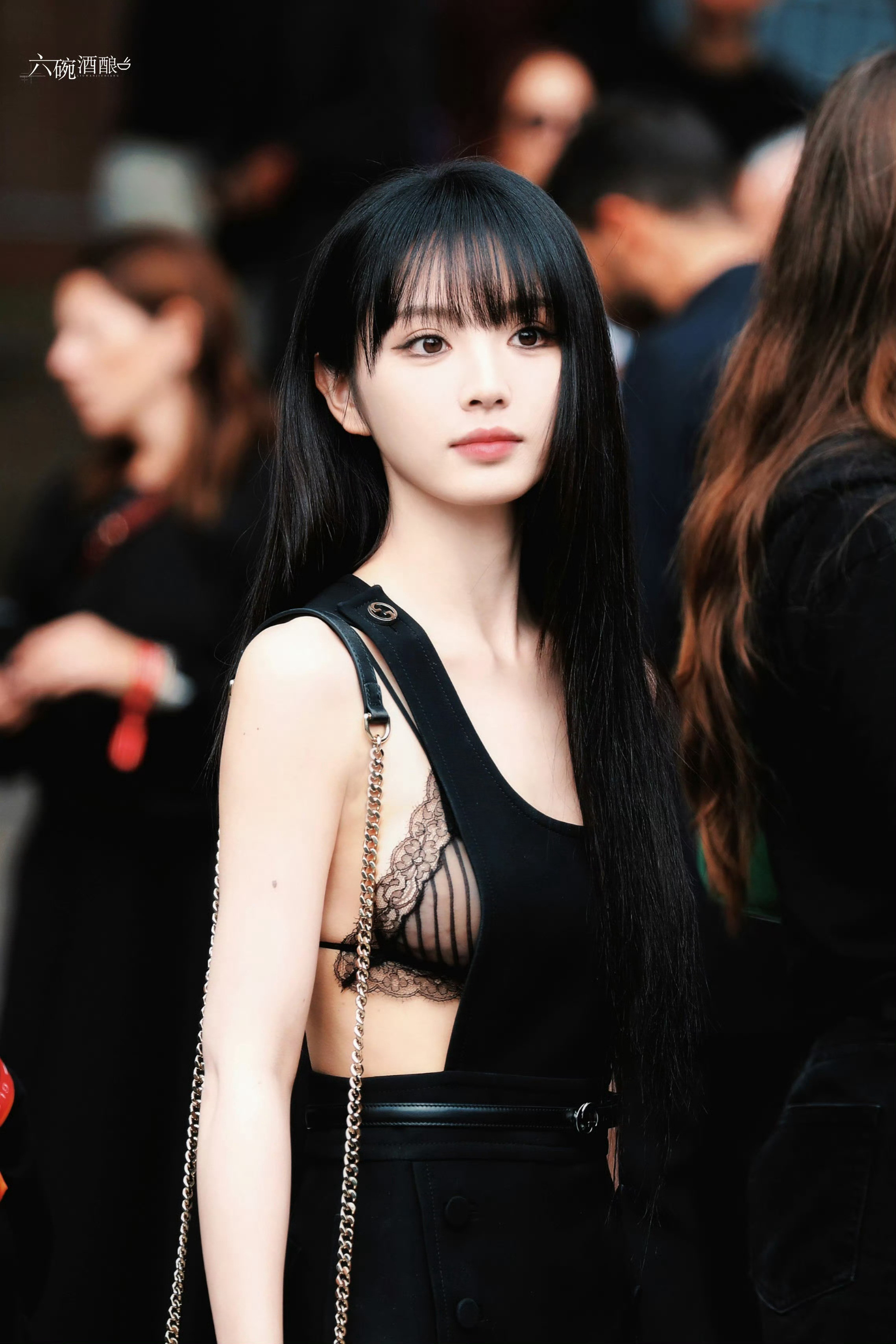 我现在正在看《逐玉》，田曦薇的剧我一般都会看，这姑娘我喜欢，又酷又可爱。田曦薇好