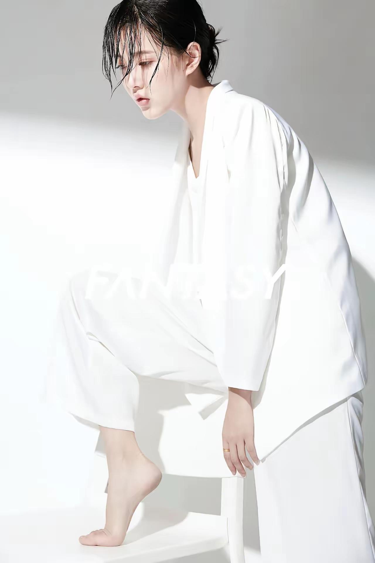 姑娘，你这“一点”，谁看了不迷糊……