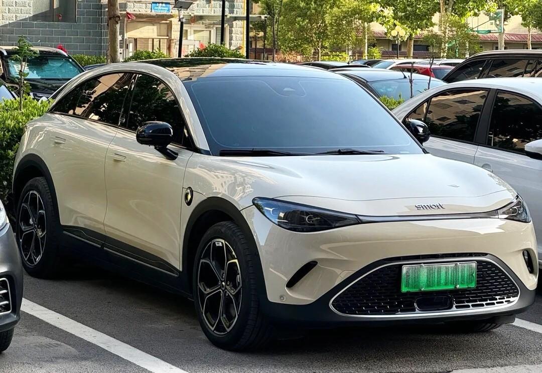 我的同事圈里，买上电车的人，有这么几个共同点：1、张嘴就说省钱，一公里才0.1