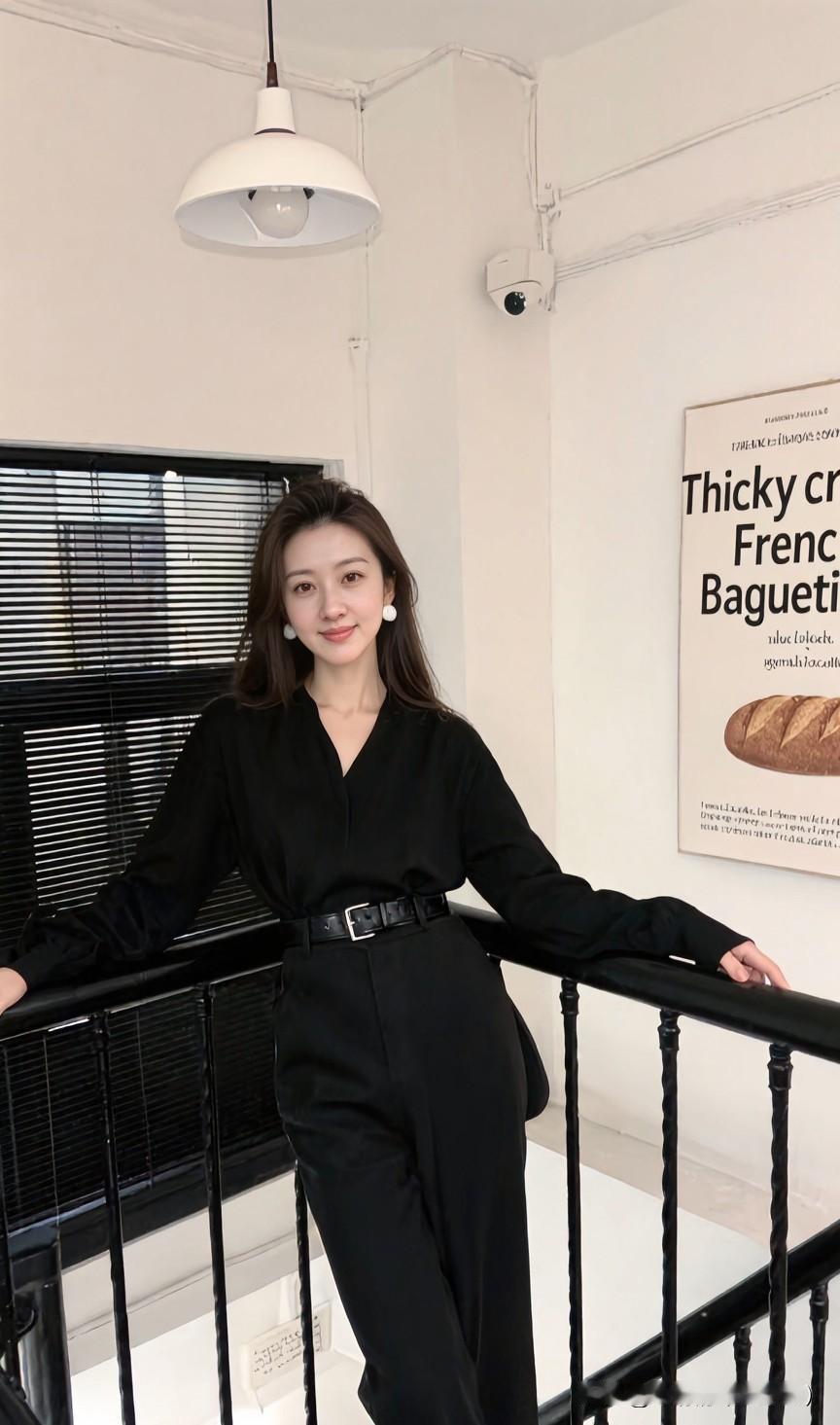 爱，从来不是千篇一律的公式，它有千万种姿态，千万种表达。有人用轰轰烈烈，