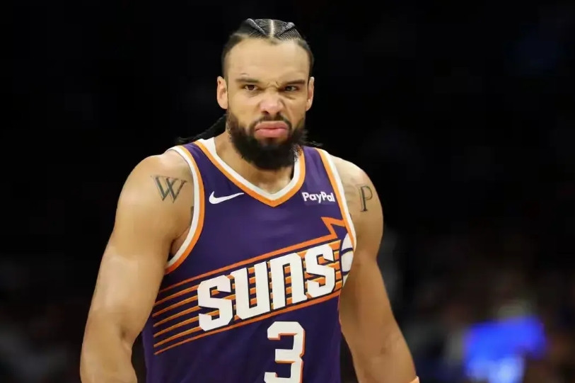 湖人这操作可打几分？据外媒报道，湖人与太阳正在就一笔交易进行深入讨论，湖人用八