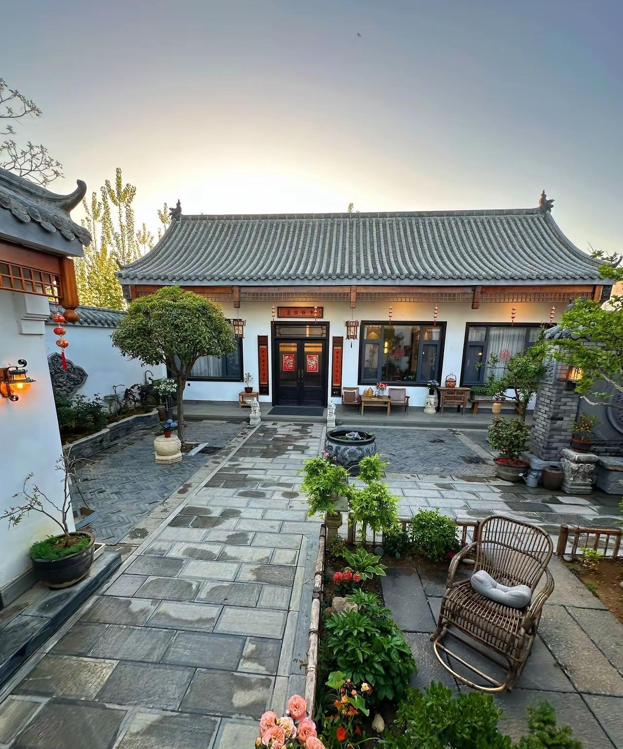退休了，给你在乡下打造这样一个小院，每月收500元租金，20年后房子白送给你，愿