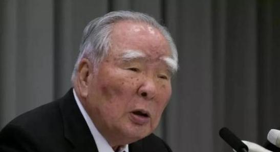 2018年，铃木退出中国市场，铃木修说：“我就是死，也不会向中国市场低头！”随后