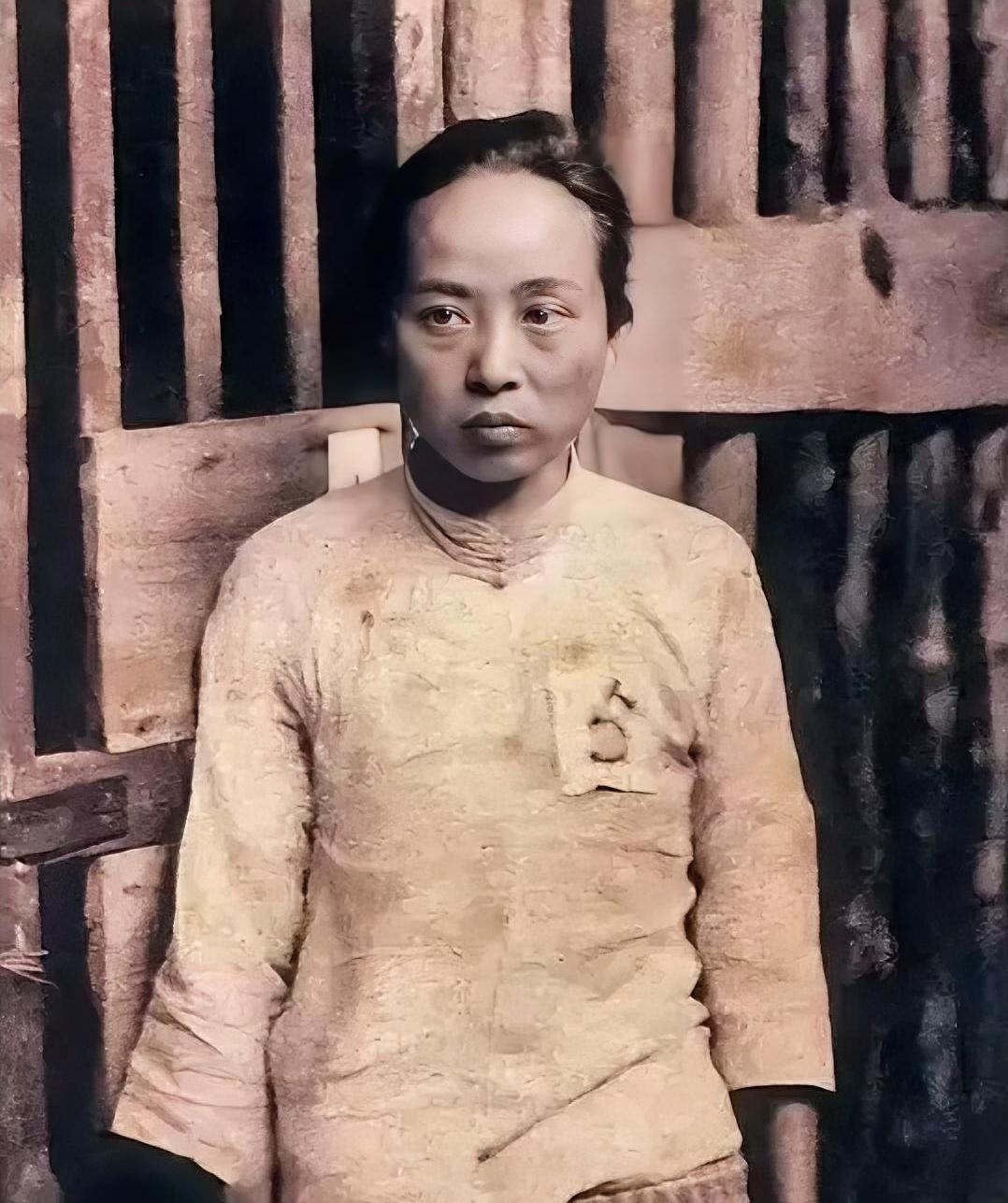 1937年日军轮奸了魏文全，她胸前囚衣上的"5"没人知道它的含义！多年后，从日军
