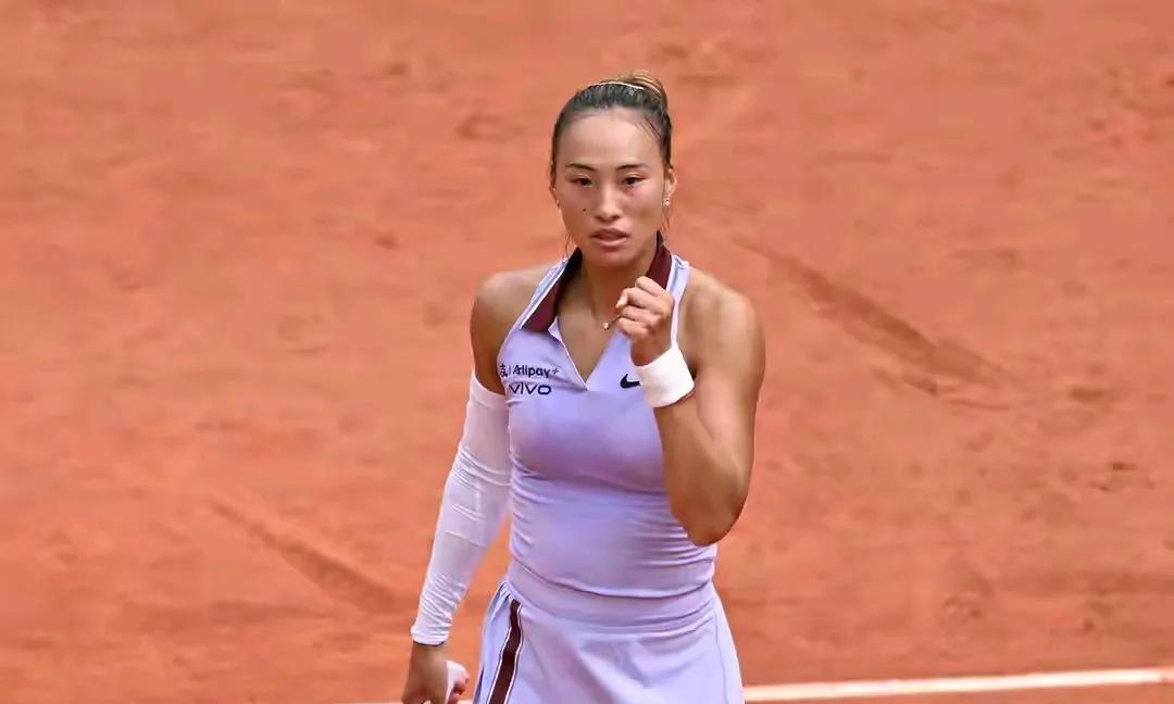 法网女子最新比赛战报，今天种子比较稳基本晋级除了11号种子施內德1比2不敌亚斯