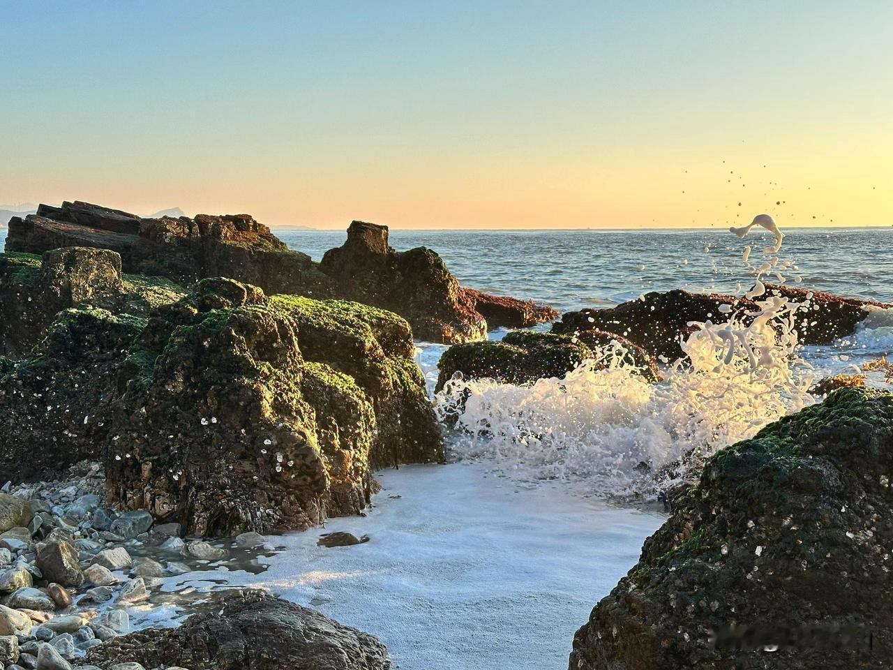 职场里最让人崩溃的不是KPI压顶，也不是同事甩锅，而是遇上一个刚愎自用的领导——