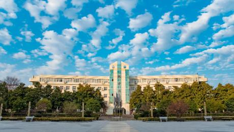 湖北四大城市省示范高中对比，分数线、师资、升学率一次说透各位初三考生和家长注意