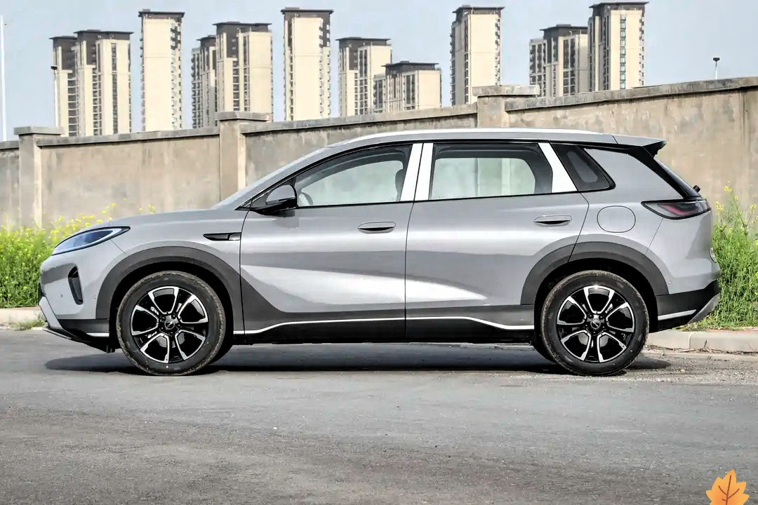 比亚迪海狮05DM这波新款亮相，真的有点“不讲武德”了！