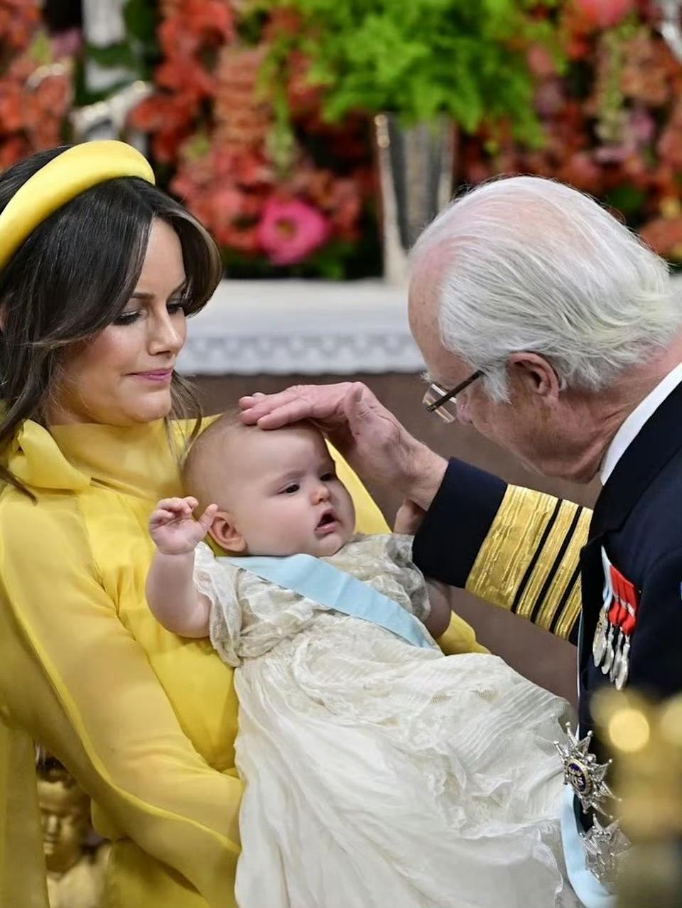 瑞典索菲娅王妃再次牵涉到爱泼斯坦案美国司法部公布的爱泼斯坦文件涉及到海量欧美