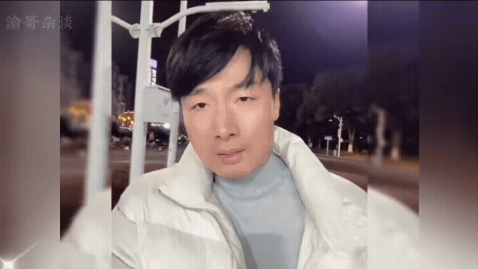 那个凭一己之力干掉了张兰、汪小菲抖音号的夏小健曾经喊话汪小菲：小菲哥，回来吧，