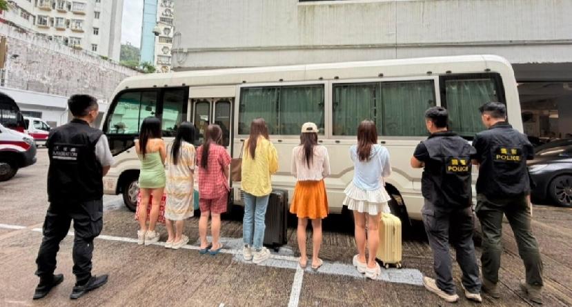 香港新界南总区机动部队、葵青警区、荃湾警区、大屿山警区、沙田警区及机场警区联同相