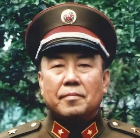 1979年，11军军长陈家贵刚从中越前线回来，就在街上遇到流氓碰瓷，向他索要巨额