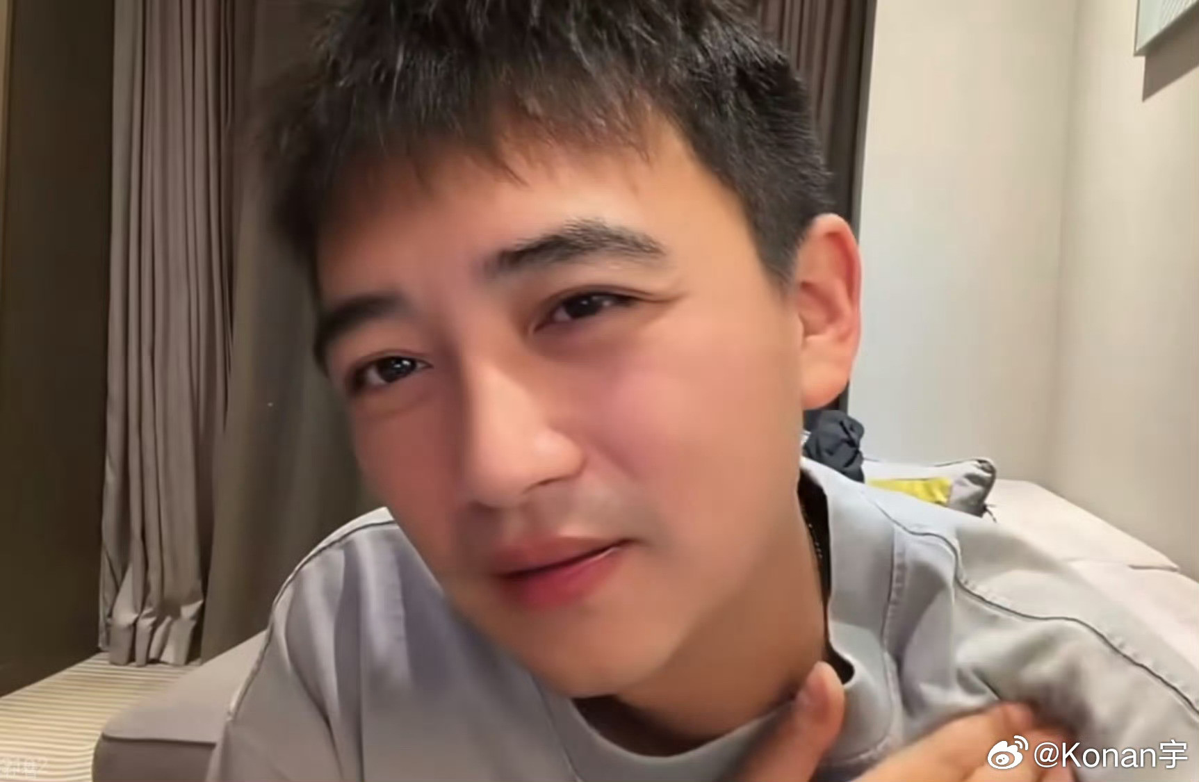 大舅哥：我现在在努力的去学很多东西，毕竟枫哥各方面，情商啊，为人处事啊，直播间节