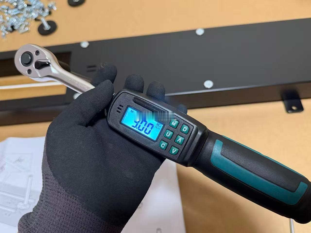 还是成人乐高有意思，购置个新桌子，自己扛回去，自己安装，不仅省钱，成就感满满！总