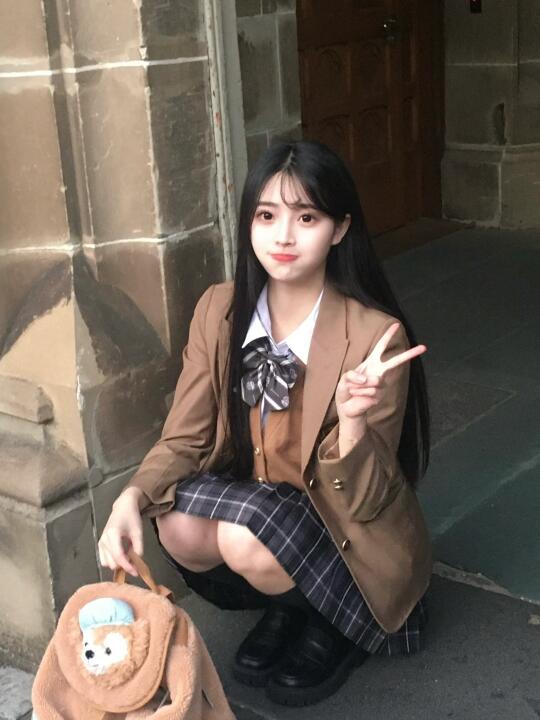 24岁了还爱穿JK制服不可以吗？