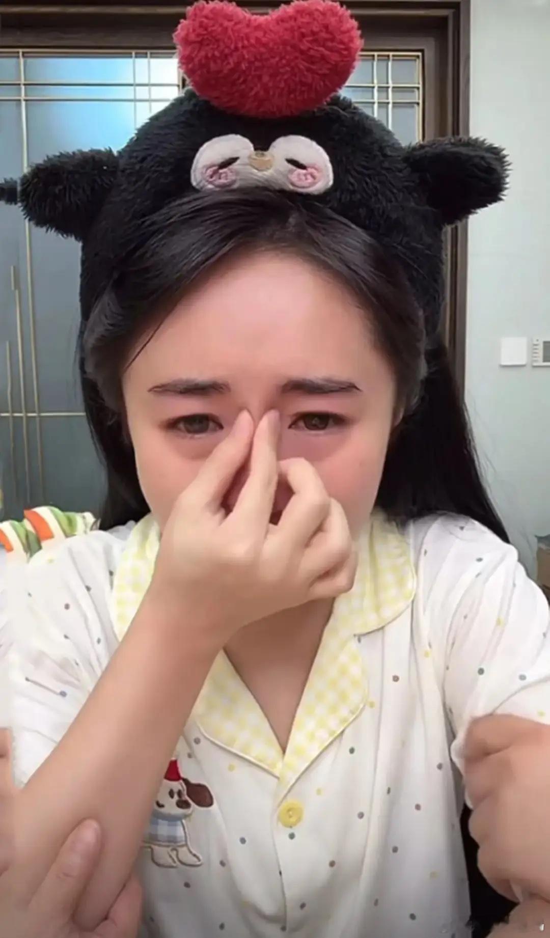 王宁26岁女儿二胎流产，生一胎时就住院保胎，两个月前才补办婚礼，金龟子王宁女儿娃