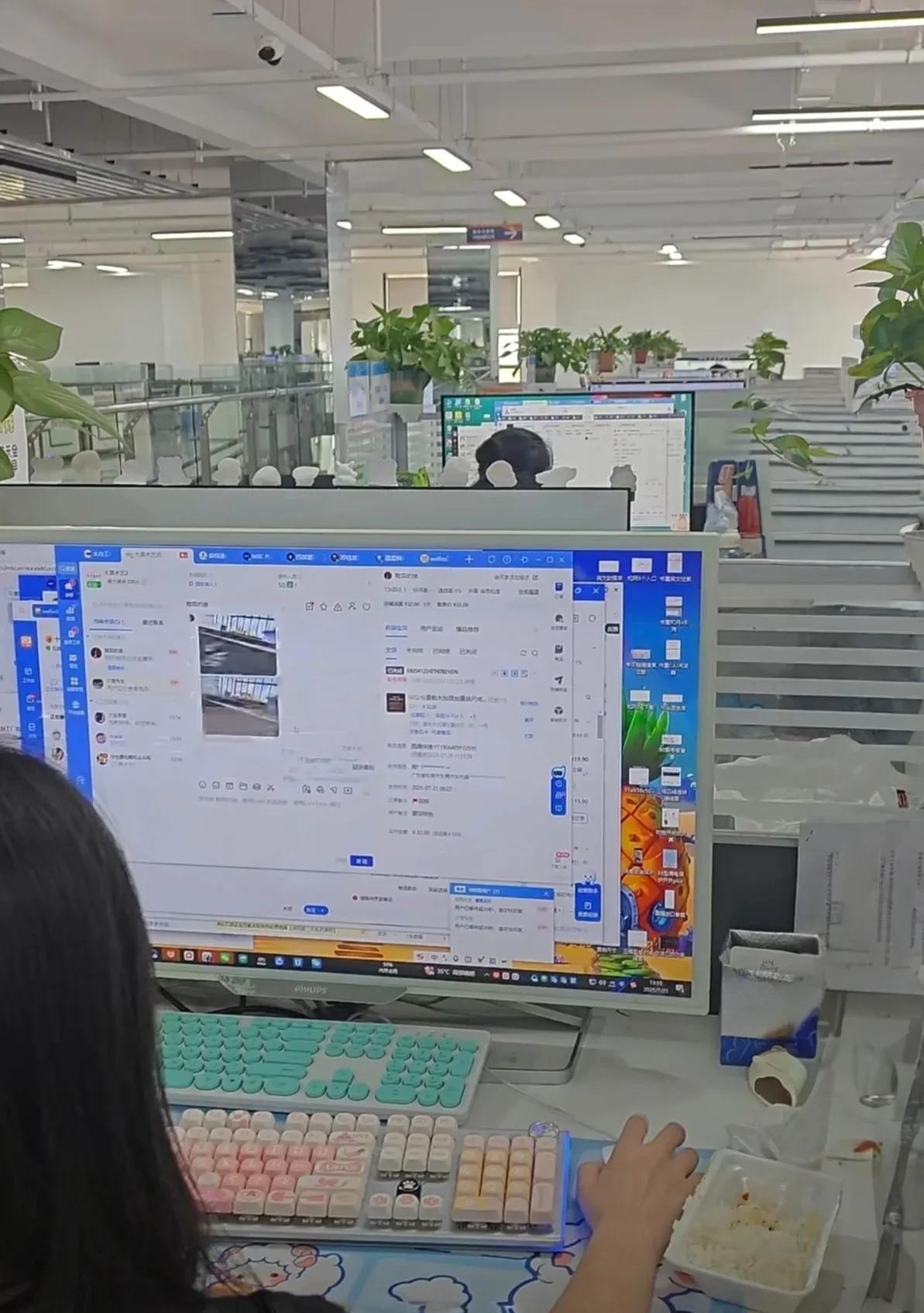 公司准备辞掉一名车间工人大哥，主动给出n+1的赔偿，员工强硬表示，自己没任何过错
