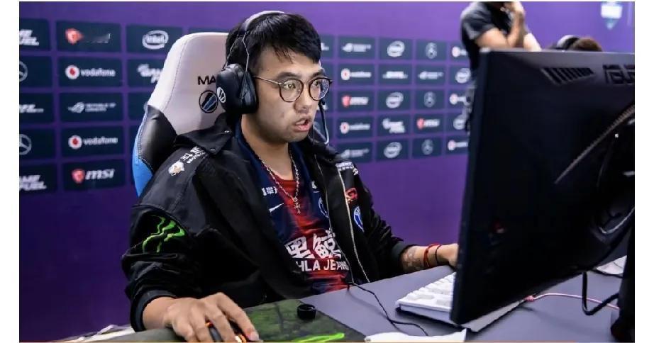 DOTA2:超哥maybe聊这次TI预选赛AR对于预选赛失利是预期内的，整个