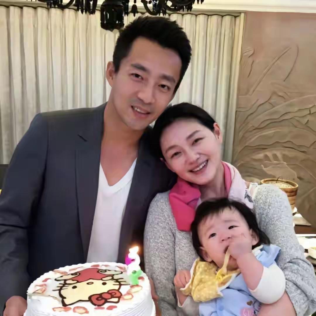 4月24日是汪小菲女儿玥玥的生日，没有张扬。马筱梅和汪小菲偷偷的返回台湾给