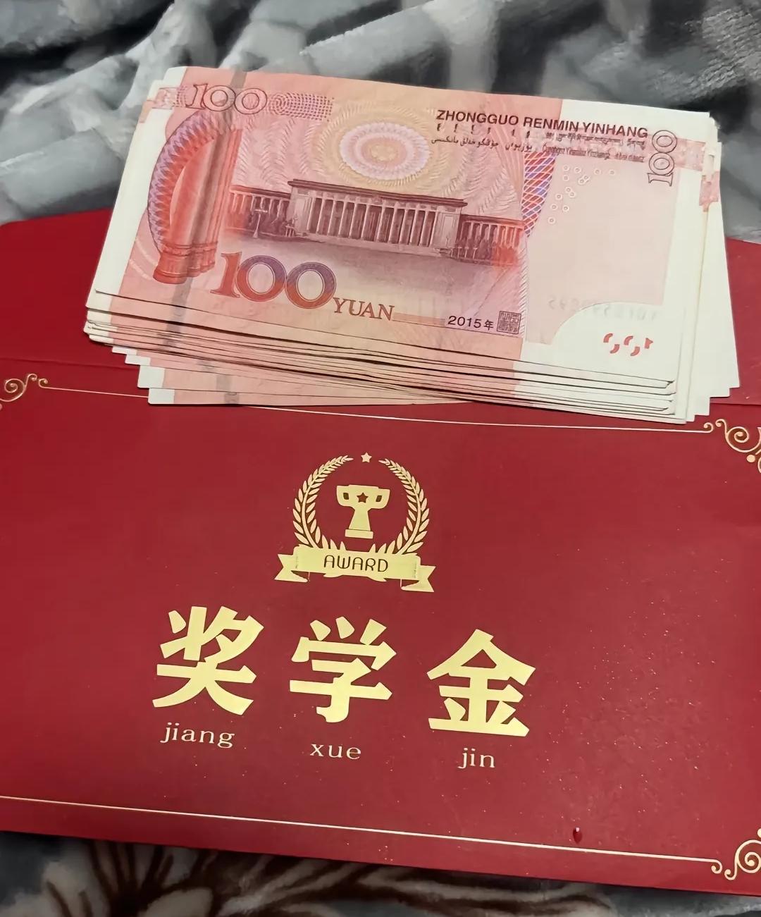 初中家长一定要有足够心理准备，高中的得分率永远达不到初中的水平。作为一名重点