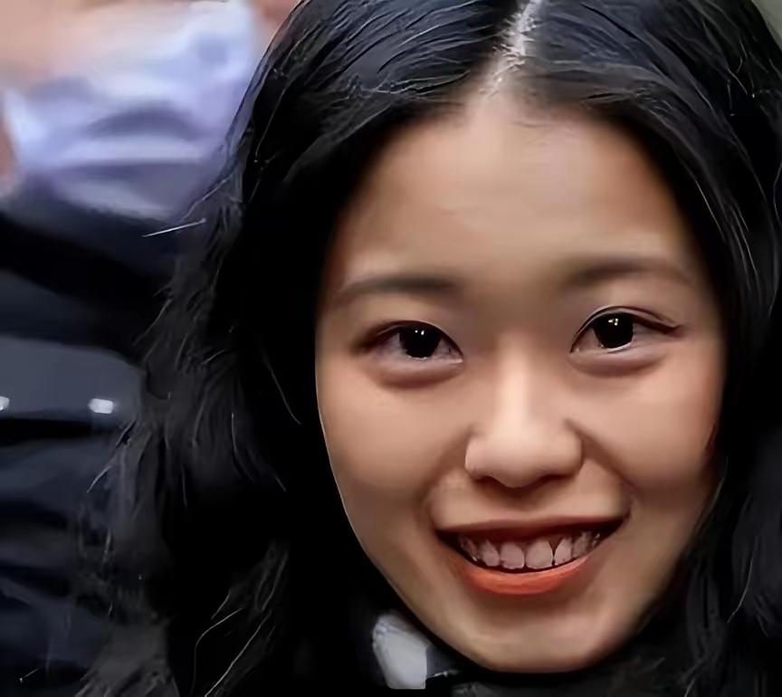 弦子终于被封号了，但这个结果无论对于朱军还是弦子本人都已经无关紧要。朱军因为这