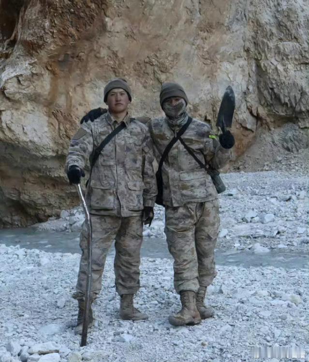 钢管都打弯了！中印边境士兵新照片，当时的战斗比我们想象得更激烈中印边境的冷兵器战