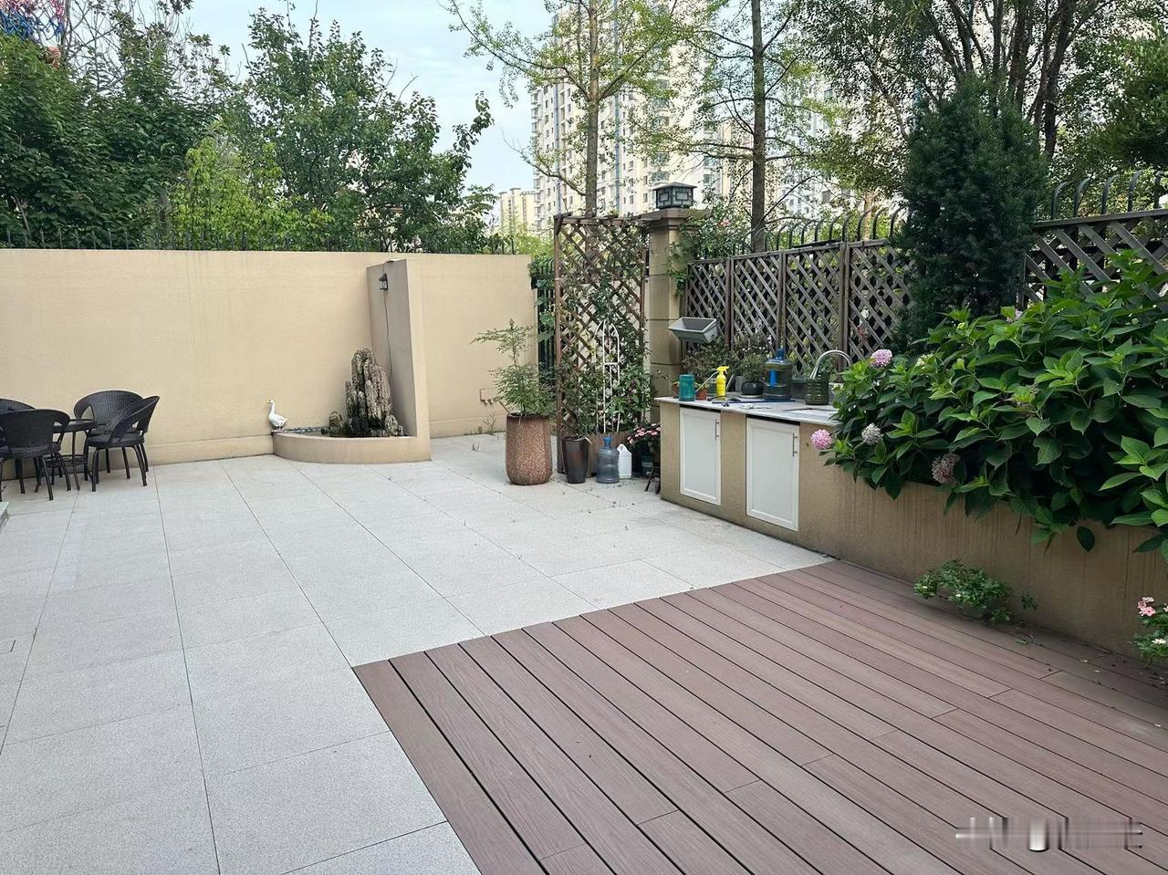 何为眼界？一个从农村出来的女孩，从没有住过楼房，也很少见过别人住的豪华房子。