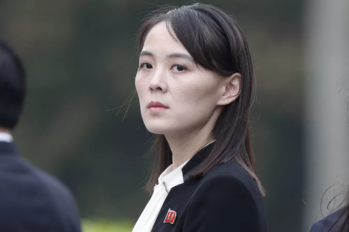 金与正8日发表强硬谈话，称韩国向朝鲜援助医疗设备的计划是“挑衅和侮辱”，并重申不会与韩国交换任何东西