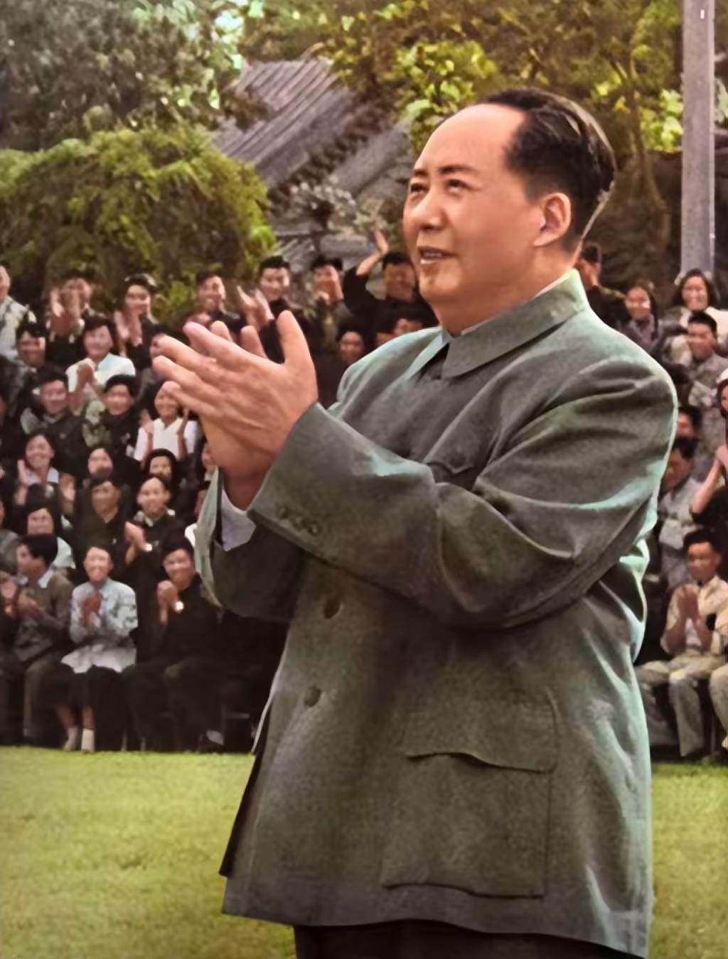 毛主席永活的人民心中！！毛主席信仰是国民信仰！毛泽东思想是复兴明灯！！听