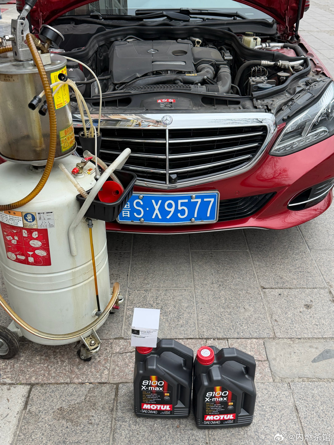 给E260进行了1.9万公里例行保养，给雅阁打高胎压进行封存，夏天见了
