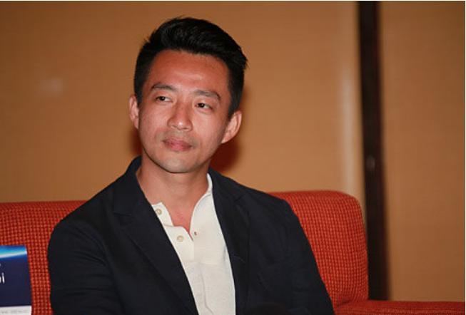 黄春梅越闹腾，让大家越看清楚一个事实，当局者迷旁观者清，这句话用来形容她最恰当。