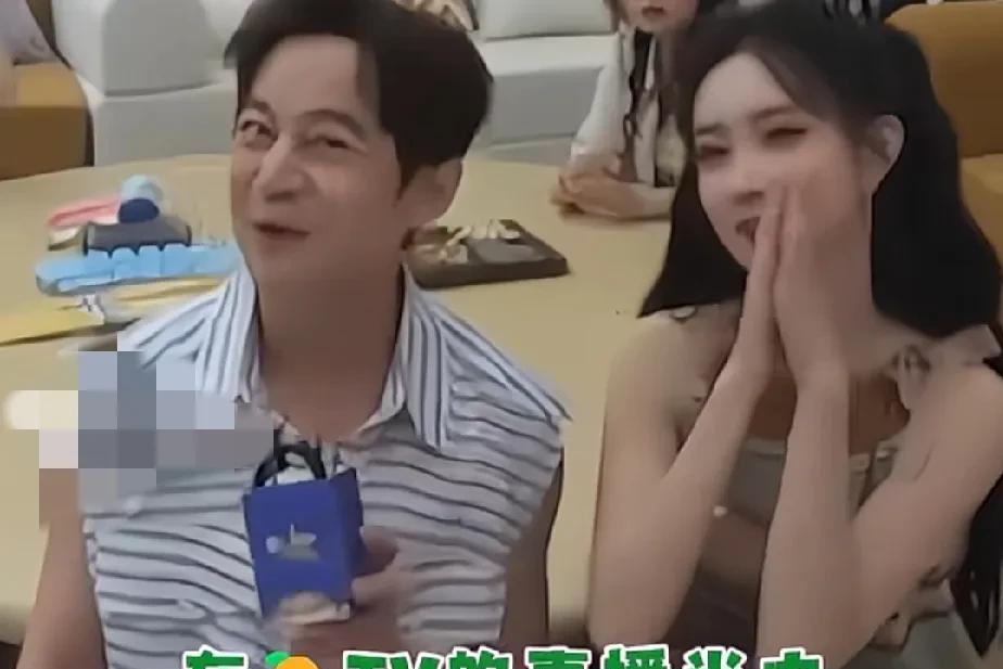 #孟子义#孟子义就这样水灵灵的在芒果直播，官宣自己在腾讯即将上映的新剧，幸亏孟