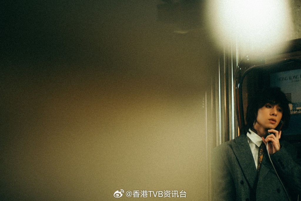 曾比特拍新歌MV遭路人乱入狂赞帅气，电梯近乎吻戏变搭讪现场曾比特（Mike）
