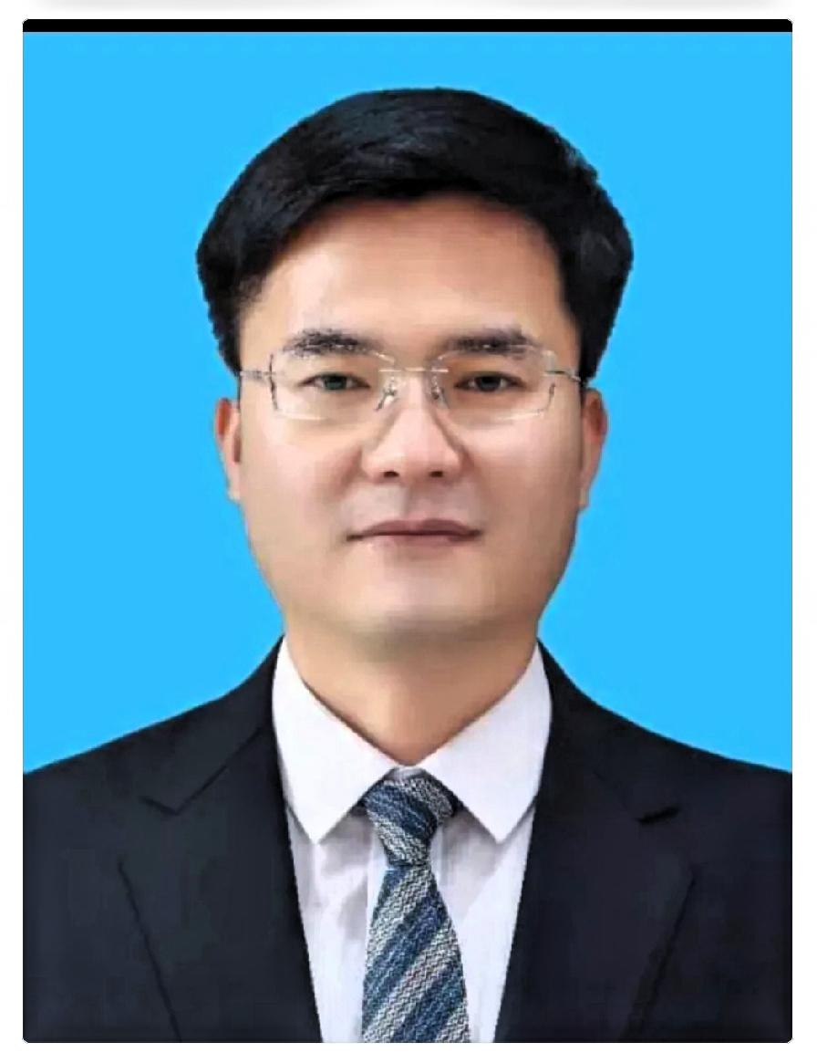 王正儒落幕，才华如何难抵诱惑？王正儒被查了，大家都在看。他曾表现行，谁都以为，