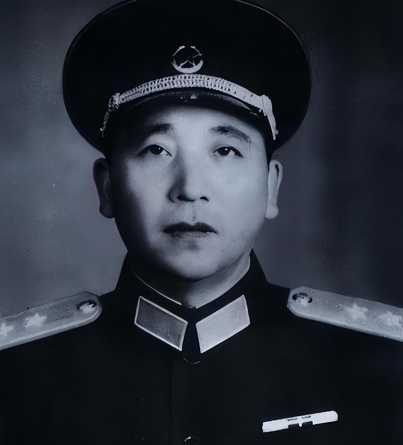 秦基伟说，他当15军军长，很幸运有两位好参谋长。一位是何正文，开国少将，后来当了