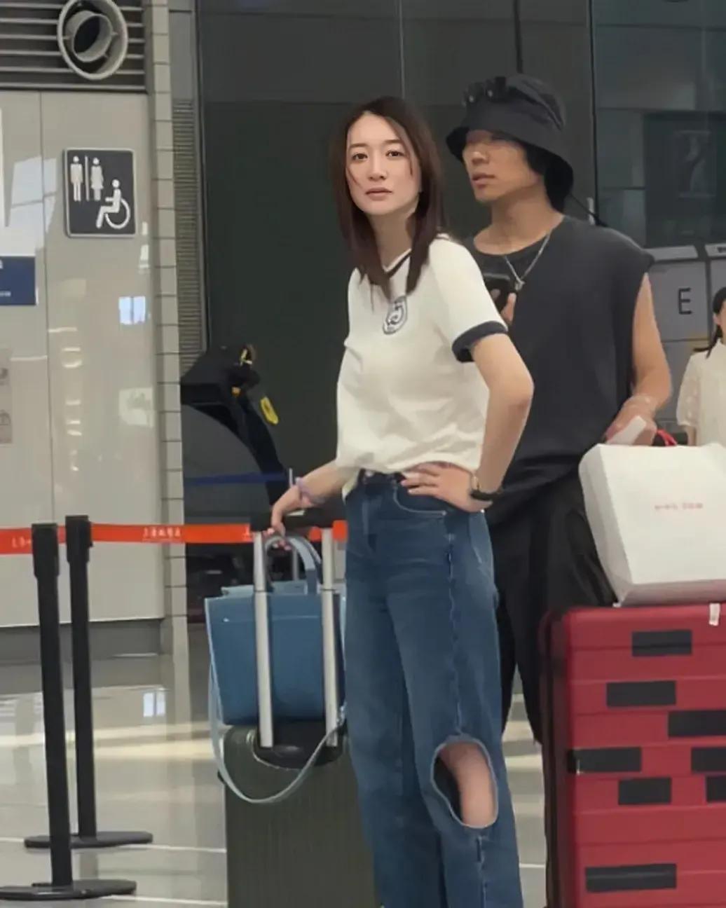 失去了滤镜，大明星也不过是普通人而已。