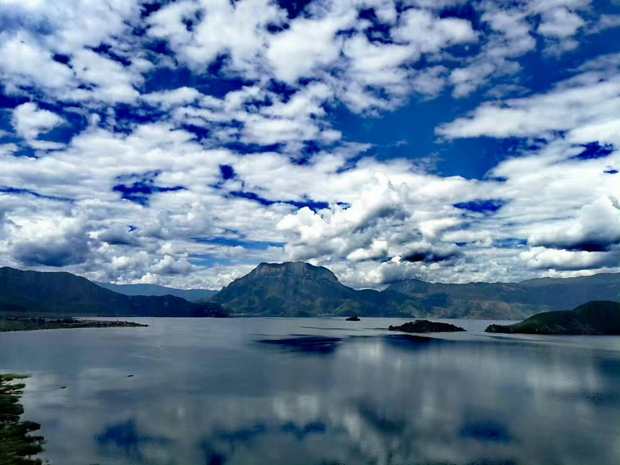 泸沽湖，犹如花境中的美丽。​​​​