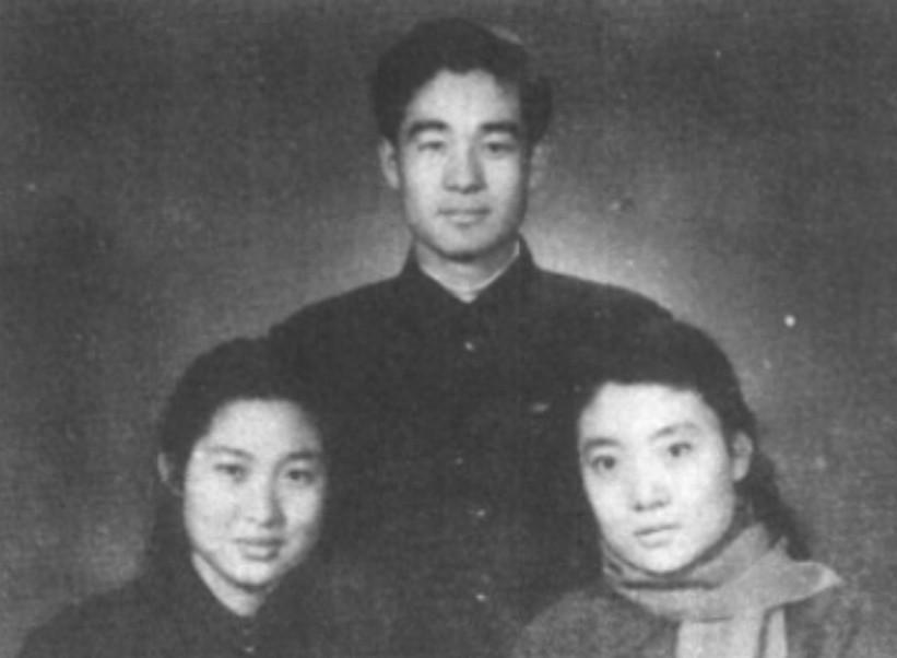 1958年李敏去看妈妈时坦言已有男友，贺子珍听后告诉女儿：我只提一个小小的要求