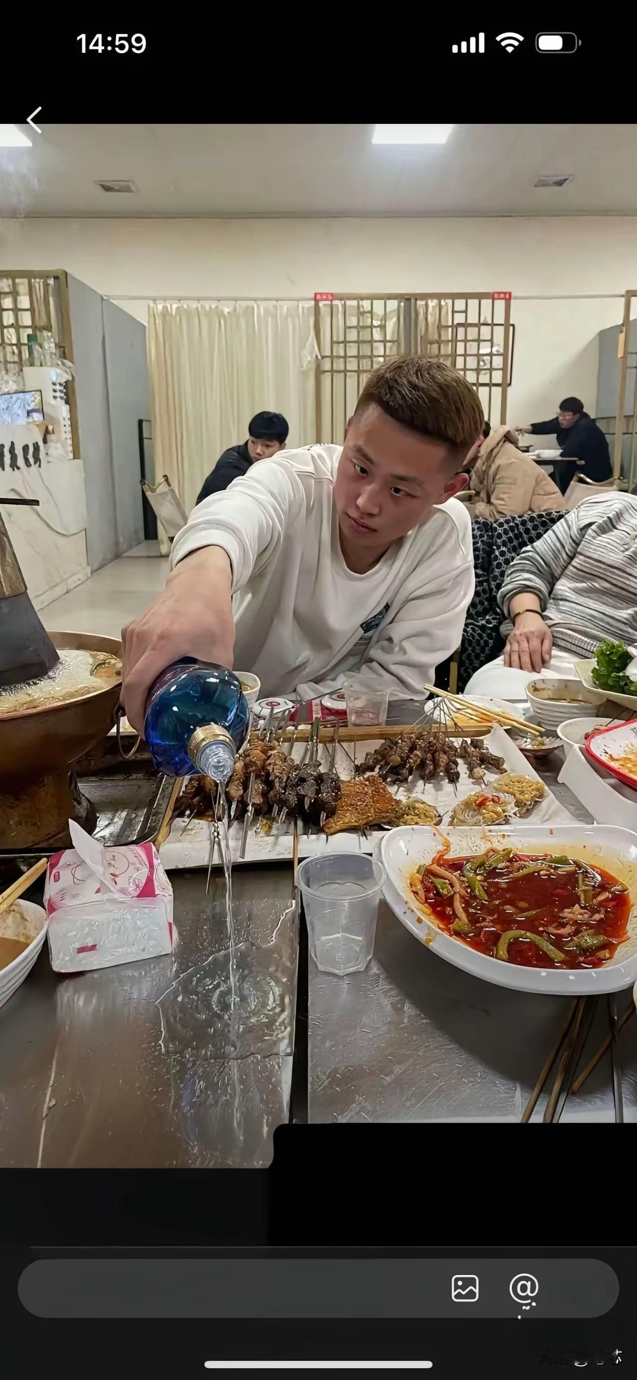 以后可不敢再带他出来喝酒了