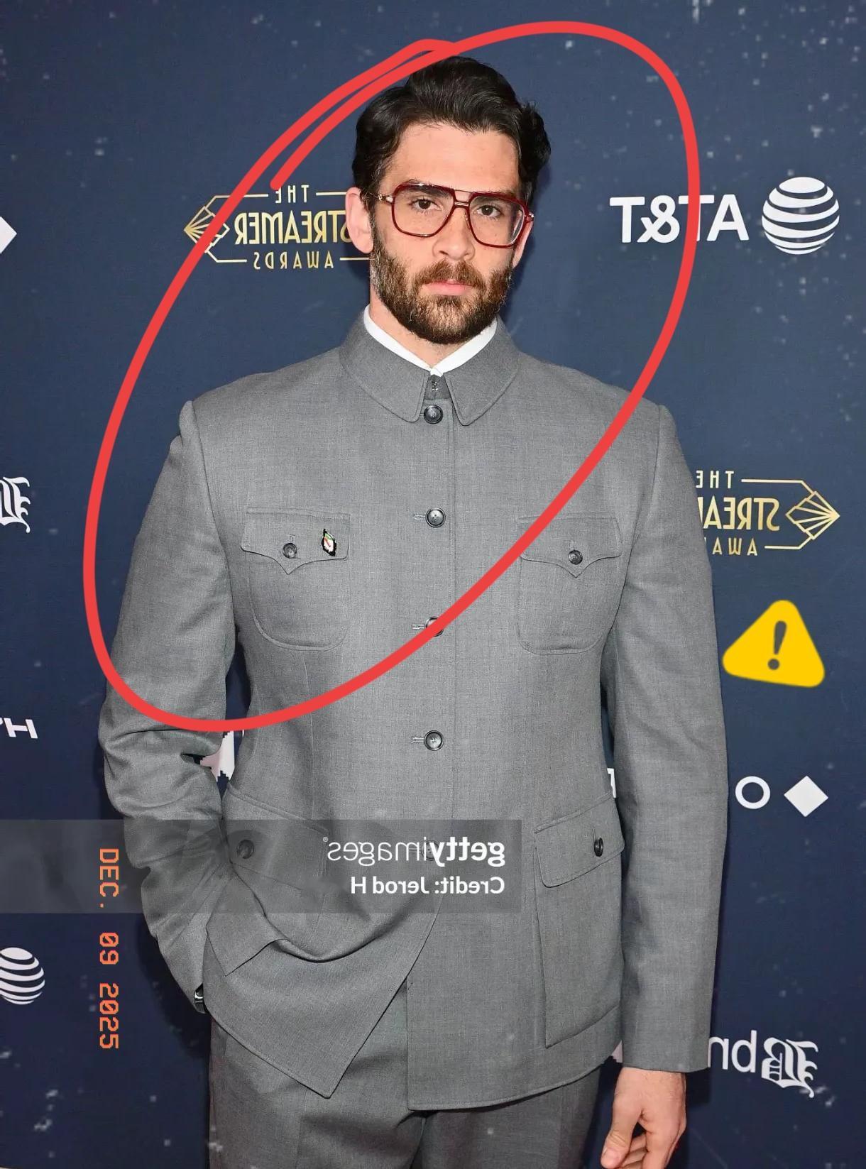 美国博主这波操作太圈粉！穿上海定制中山装炸场颁奖礼，气质直接断层领先！先去