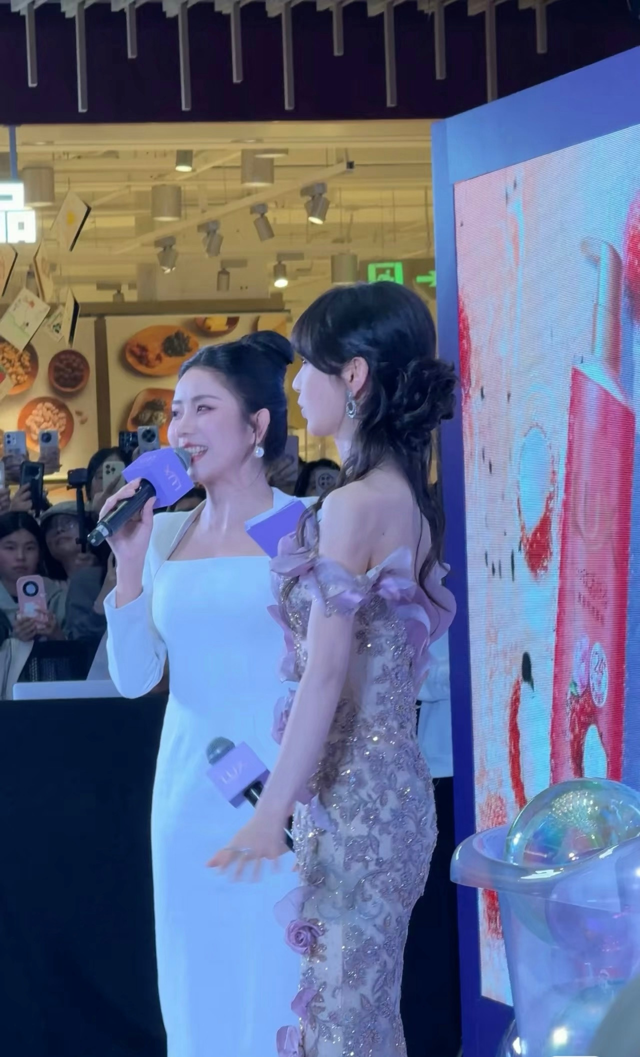 路人视角下的田曦薇​​​