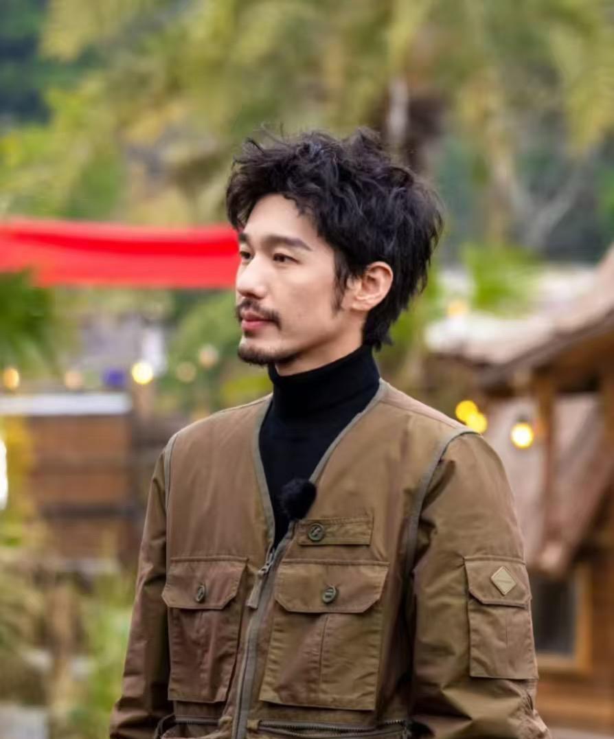 我有种预感，白宇估计以后很难再演戏了，不是因为他演技不好，而是因为白宇自曝做