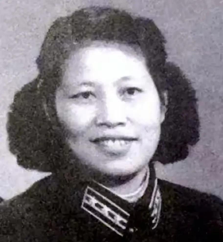 李中秋（1925—1965）红军长征中年龄最小的参与者之一，出生于四川达县一个满