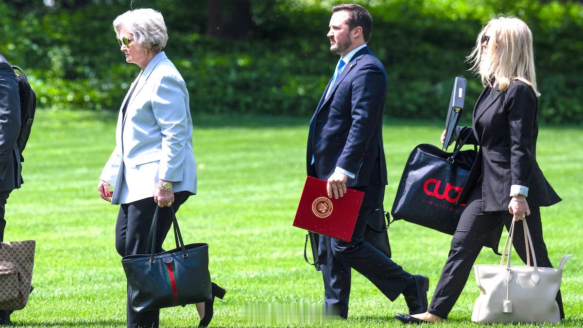 川普政府内部的人员流失持续恶化《TheDailyBeast》报道，川普政府